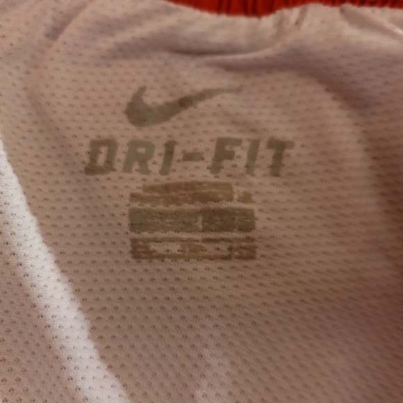 Nike Dry Fit Split Side Running Shorts - Picture 7 of 7